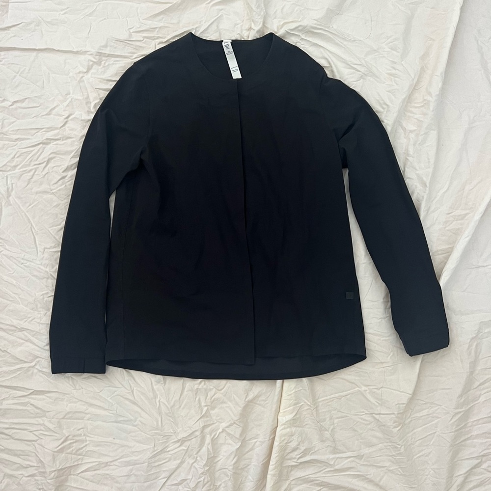 Lululemon blouse 6